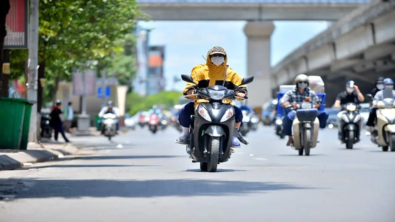 موجة حر شديدة تجتاح المناطق الشمالية والجنوبية في دولة فيتنام بالكامل